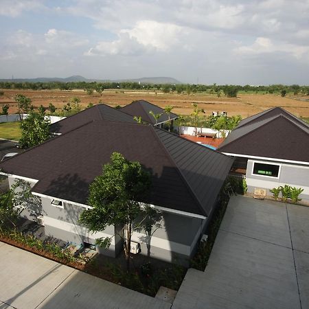 Rongsang Resort Nong Khae Esterno foto