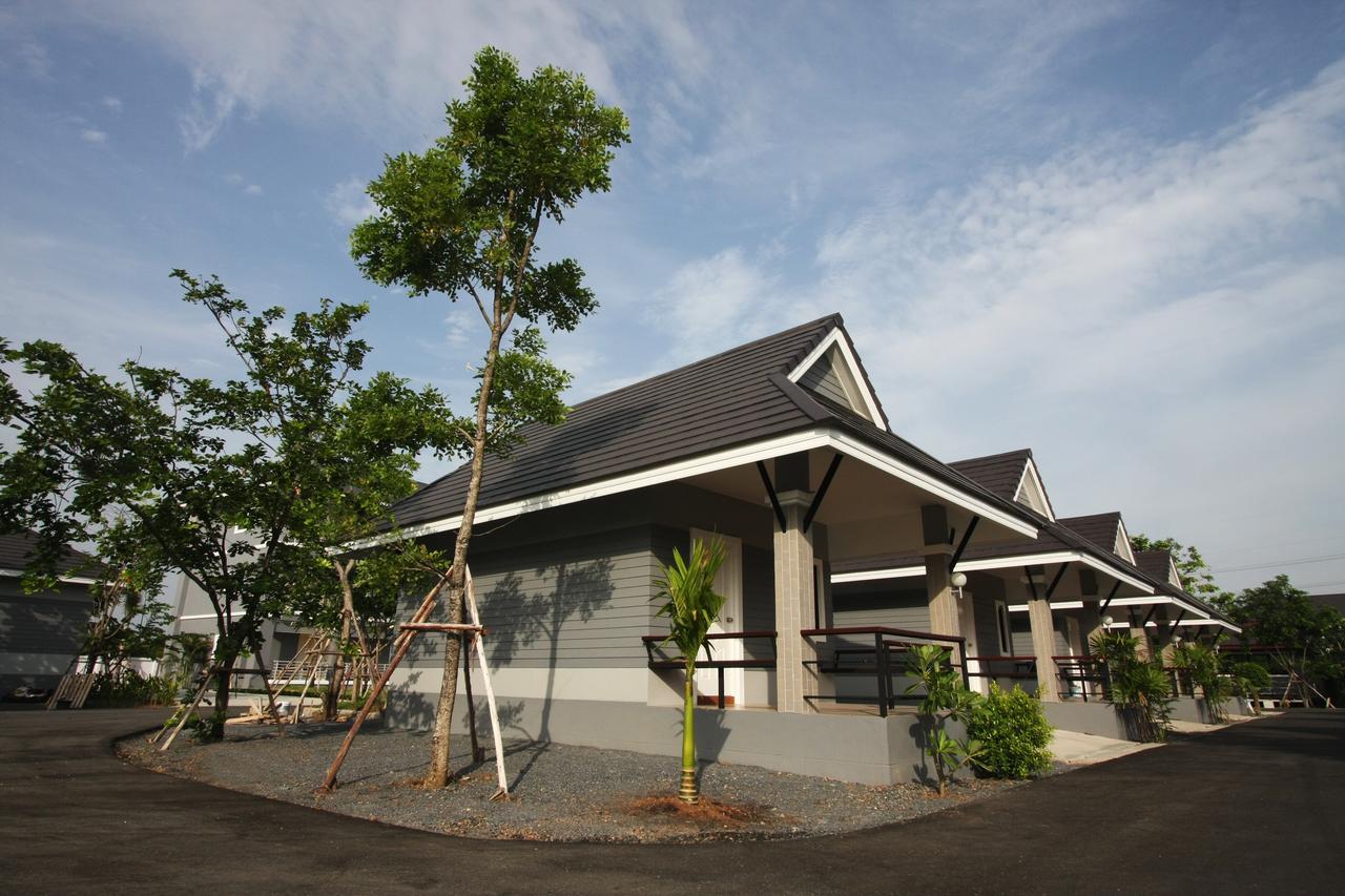 Rongsang Resort Nong Khae Esterno foto