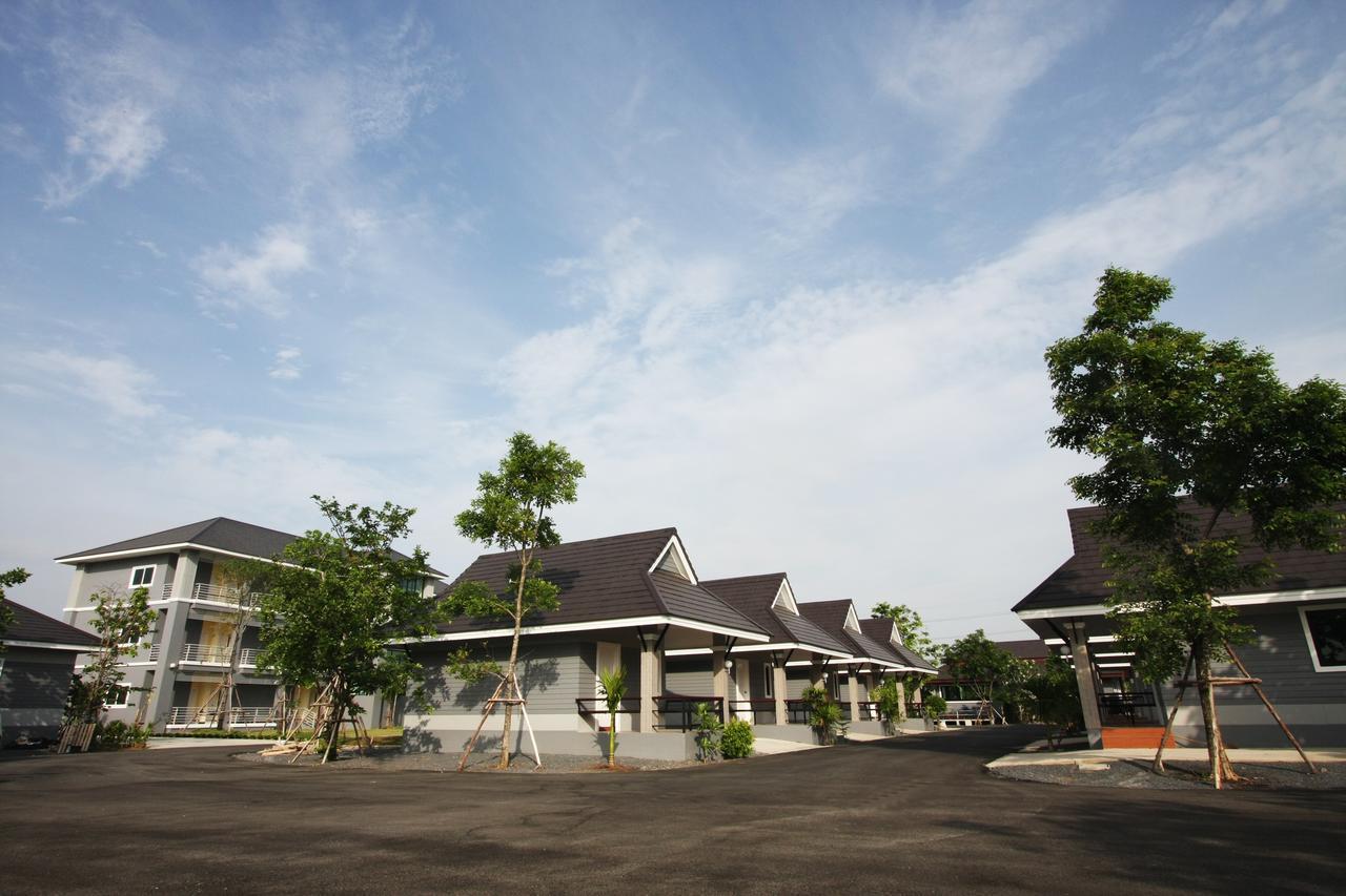 Rongsang Resort Nong Khae Esterno foto